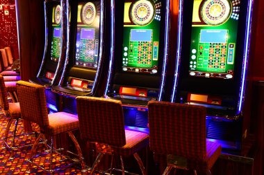 dolantogel apk sportsbook interface displaying live Liga 1 matches with game information